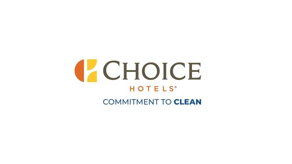 Quality Inn & Suites Camarillo-Oxnard エクステリア 写真
