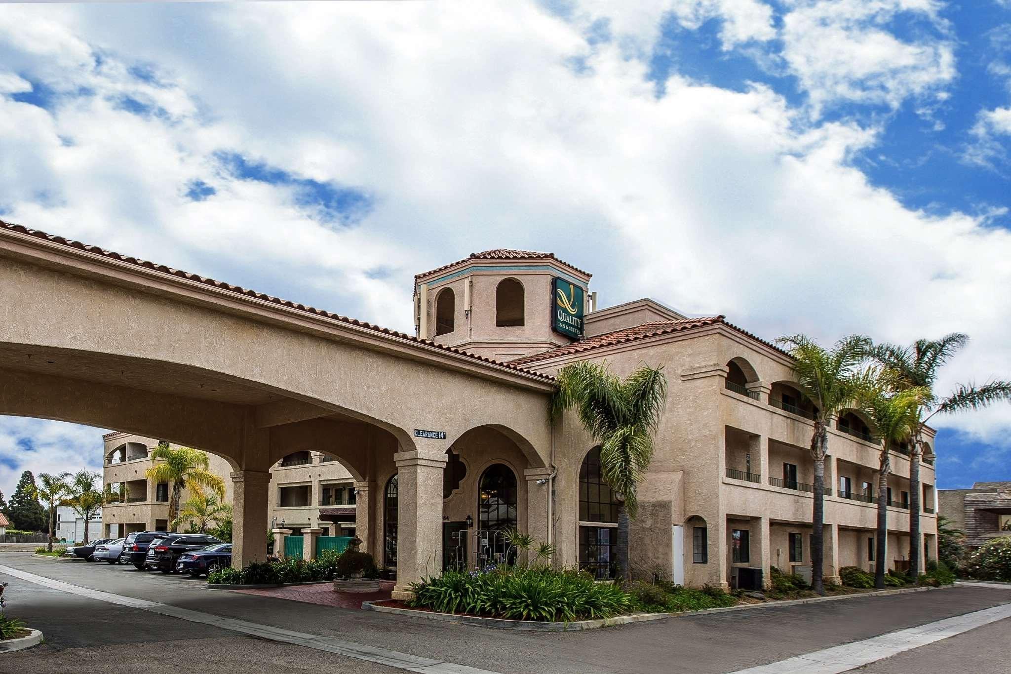 Quality Inn & Suites Camarillo-Oxnard エクステリア 写真