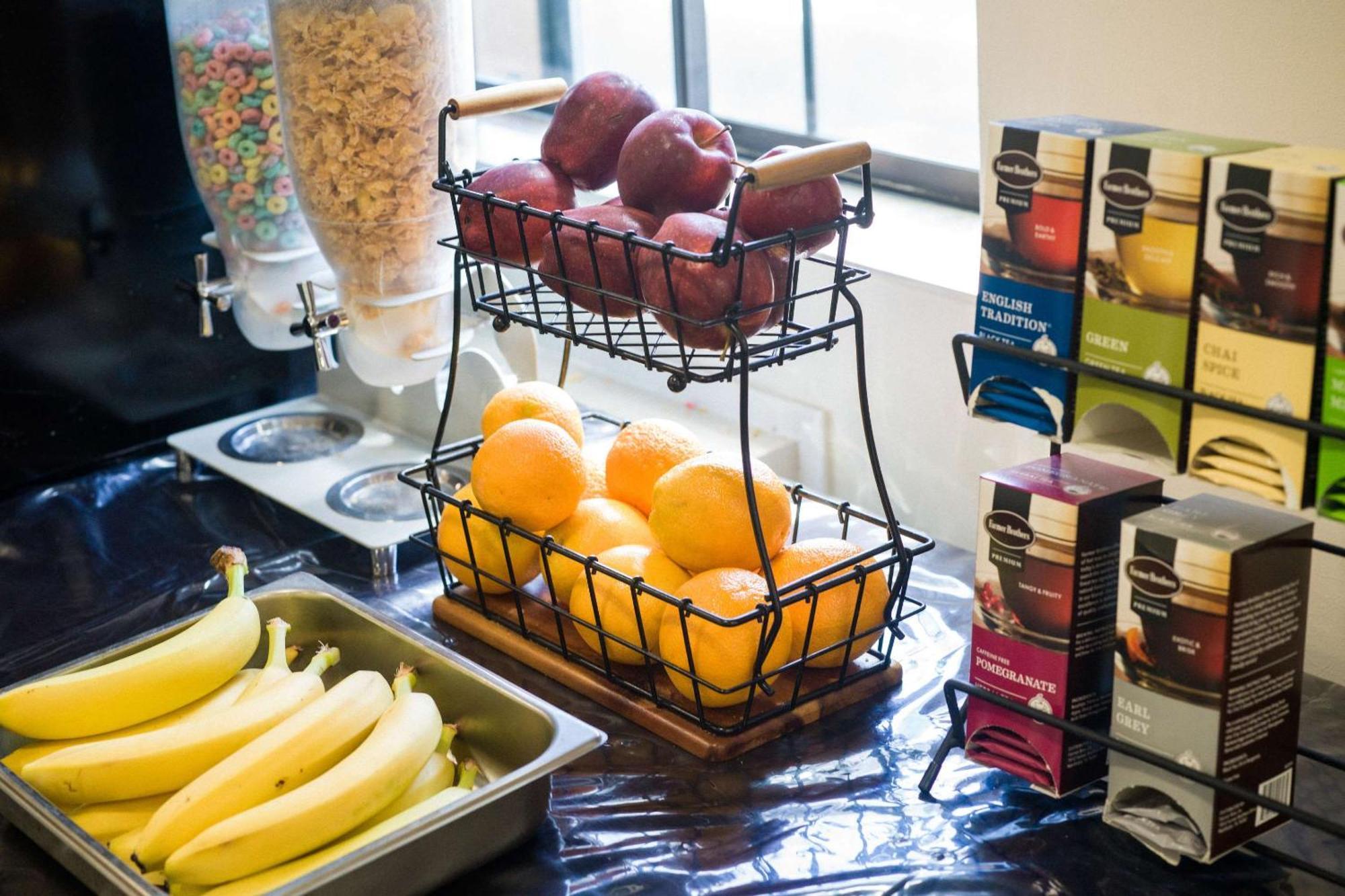 Quality Inn & Suites Camarillo-Oxnard エクステリア 写真