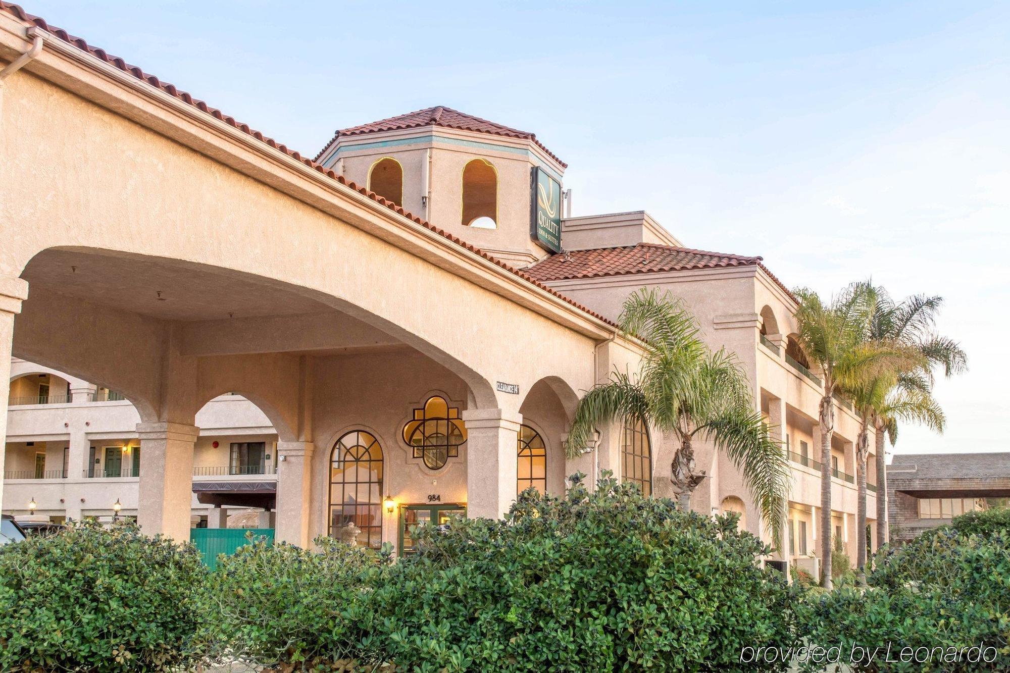 Quality Inn & Suites Camarillo-Oxnard エクステリア 写真