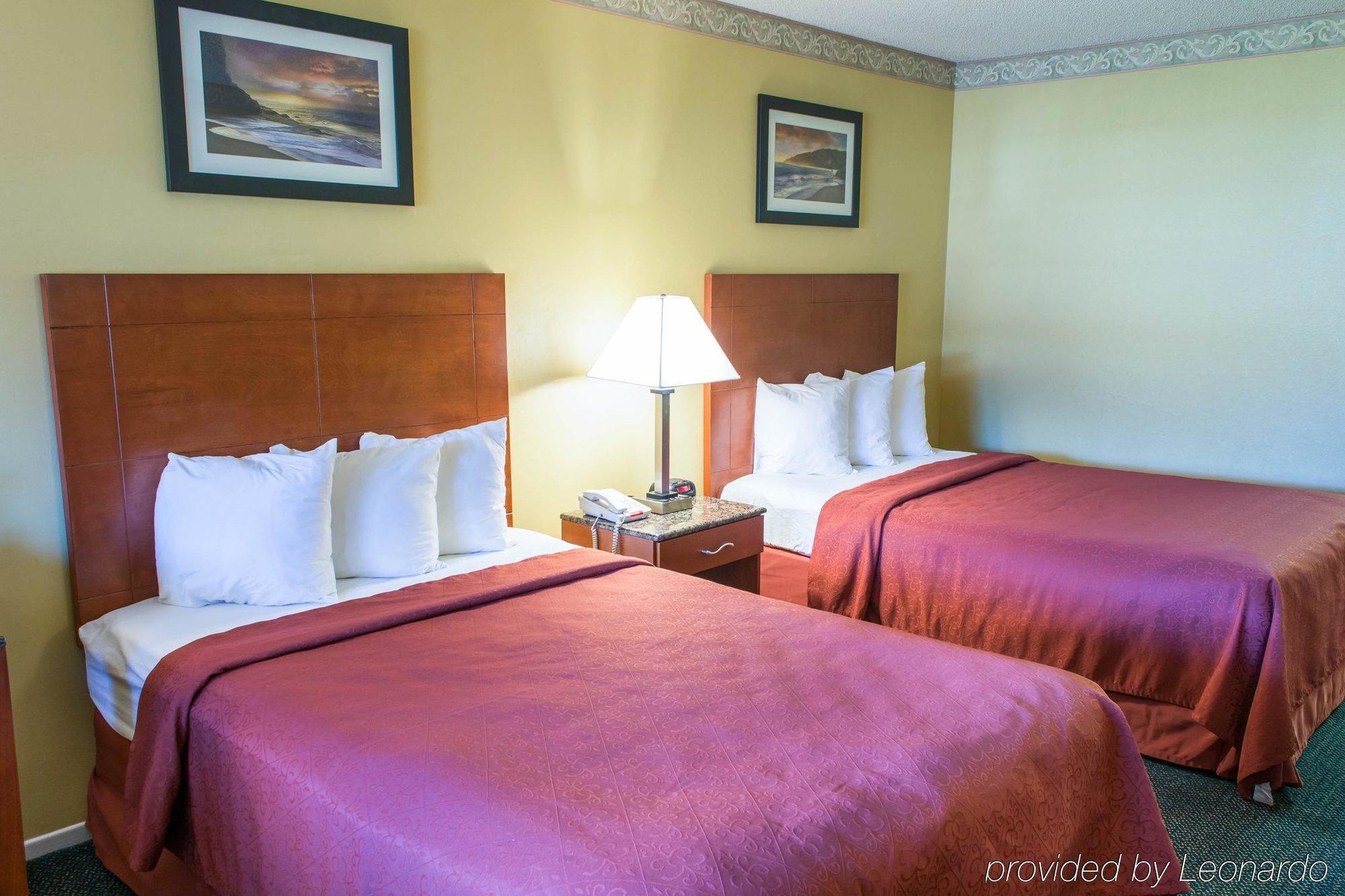 Quality Inn & Suites Camarillo-Oxnard エクステリア 写真